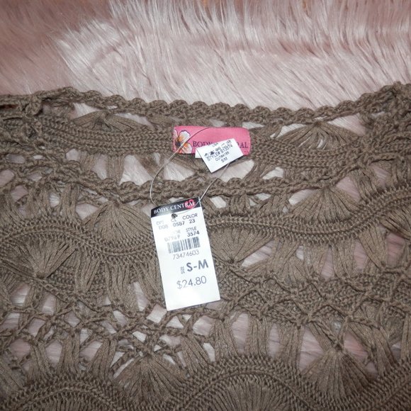 New Body Central Small Medium Loose Knit Sweater - Picture 7 of 8